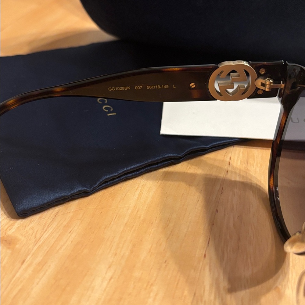 Gucci GG1028SK 007 Sunglasses - Picture 5 of 9